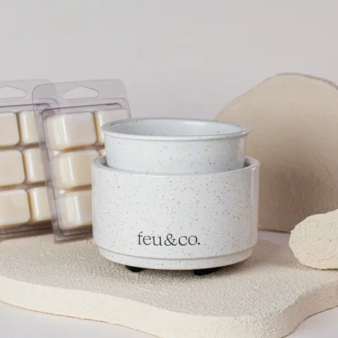 White Stoneware Diffuser Set and 6 Wax Melts — Feu&Co
